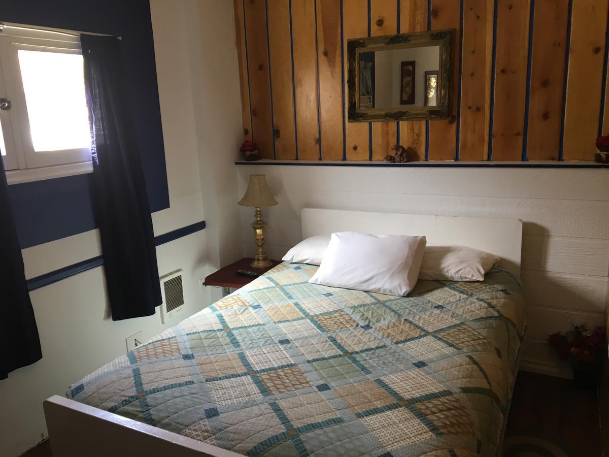 Midway Motel Caliente Luaran gambar